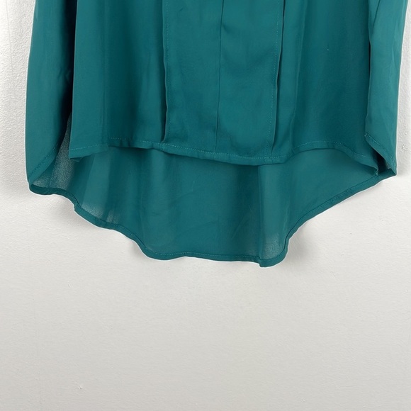 Maeve sleeveless high low hem pullover crewneck tuxedo style front blouse Size 2 - Picture 2 of 7